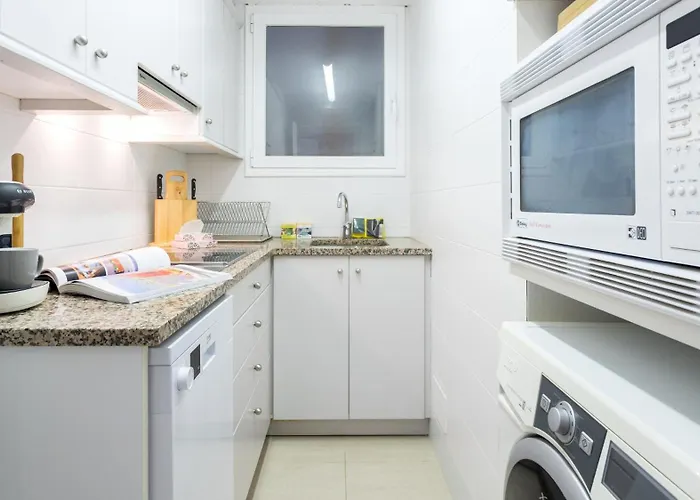 Apartment Capdevila 9 *