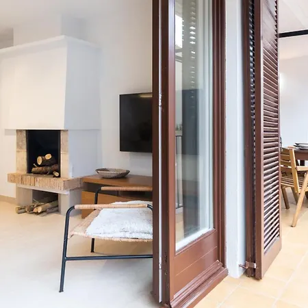 Capdevila 9 Apartment *